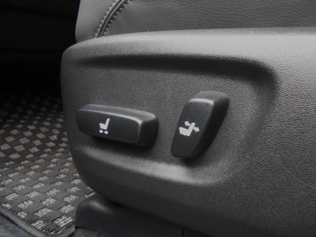 ランドクルーザープラド TX Lパッケージ マットブラックエディション 2800ディーゼル 3列7人乗り 電動黒革シート サンルーフ アルパインBIGナビ 後席モニターX2機 アルパインデジタルミラー(39枚目)