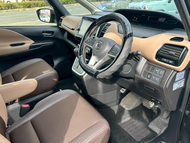 セレナ ハイウェイスター　Ｖセレクション　※両側オートスライドドア・ＬＥＤヘッドライト・純正ナビ・ＴＶ・バックモニター・Ｂｌｕｅｔｏｏｔｈ・ビルトインＥＴＣ・社外アルミ・後席モニター・ＨＤＭＩ・オートライト・オートエアコン・リアサンシェード（8枚目）