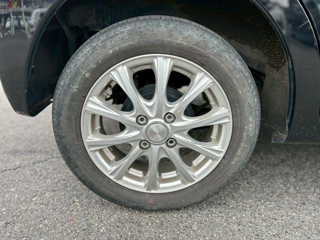 デイズ Ｓ　ディスプレイオーディオ　ＣＤ再生　ＤＶＤ再生　衝突軽減装置　コーナーセンサー　横滑り防止装置　運転席シートヒーター　アイドリングストップ　ＥＴＣ　マニュアルエアコン　ベンチシート　ＩＳＯＦＩＸ（11枚目）