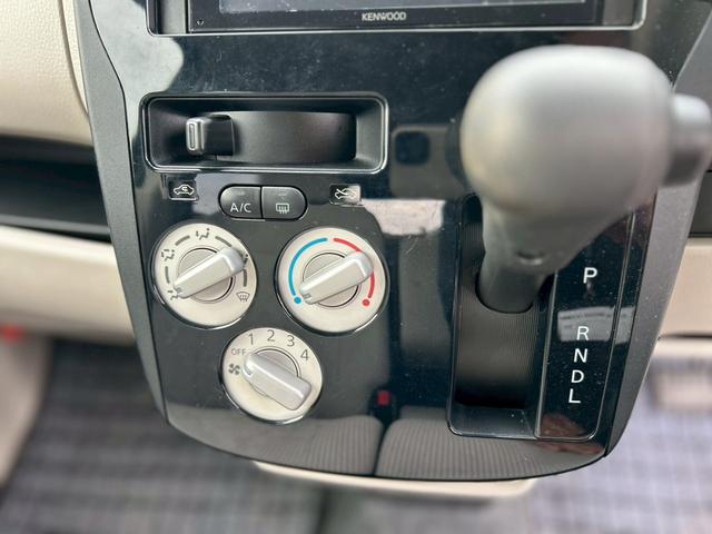 デイズ Ｓ　ディスプレイオーディオ　ＣＤ再生　ＤＶＤ再生　衝突軽減装置　コーナーセンサー　横滑り防止装置　運転席シートヒーター　アイドリングストップ　ＥＴＣ　マニュアルエアコン　ベンチシート　ＩＳＯＦＩＸ（33枚目）