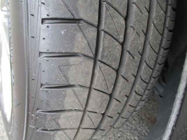 ＥＳ ＥＳ３００ｈ　バージョンＬ　１２．３インチディスプレイオーディオ　デジタルアウターミラー　サンルーフ　純正１８ＡＷ　黒本革シート　両席Ｐシート　シートヒーター　シートエアコン　パノラマミックビューモニター　デジタルインナーミラー（24枚目）