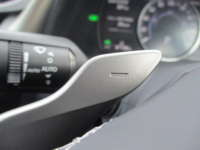 ＥＳ ＥＳ３００ｈ　バージョンＬ　１２．３インチディスプレイオーディオ　デジタルアウターミラー　サンルーフ　純正１８ＡＷ　黒本革シート　両席Ｐシート　シートヒーター　シートエアコン　パノラマミックビューモニター　デジタルインナーミラー（39枚目）