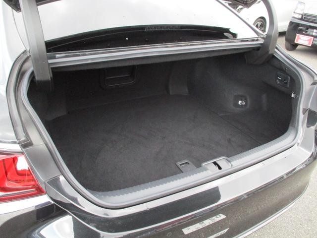 ＥＳ ＥＳ３００ｈ　バージョンＬ　１２．３インチディスプレイオーディオ　デジタルアウターミラー　サンルーフ　純正１８ＡＷ　黒本革シート　両席Ｐシート　シートヒーター　シートエアコン　パノラマミックビューモニター　デジタルインナーミラー（55枚目）