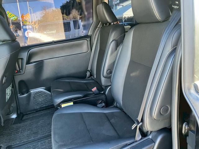 ノア Si ダブルバイビー 純正10インチナビ フルセグ DVD バックカメラ フリップダウン トヨタセーフティ 両側パワースライドドア ハーフレザーシート クルーズコントロール 純正アルミホイール ETC フォグ(19枚目)