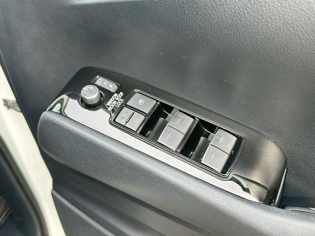 アルファード ２．５Ｓ　タイプゴールドＩＩＩ　※両側電動スライドドア・社外デジタルミラー・ＬＥＤヘッドライト・トヨタセーフティーセンス・純正ディスプレイオーディオ・バックモニター・Ｂｌｕｅｔｏｏｔｈ・ＨＤＭＩ・純正後席モニター・ビルトインＥＴＣ（25枚目）