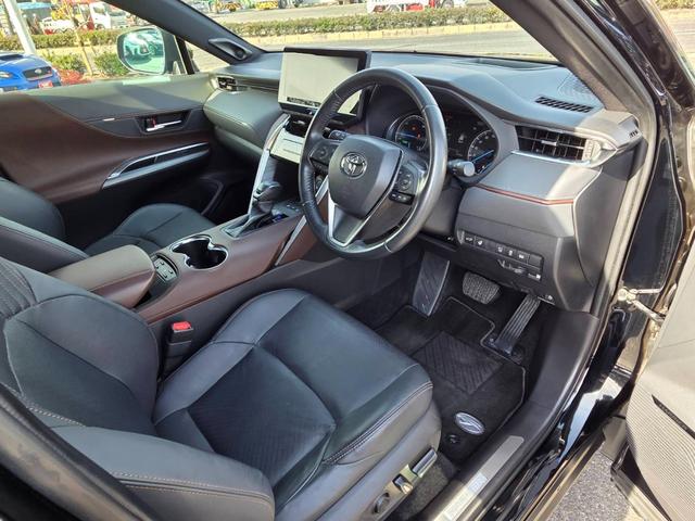 ハリアーハイブリッド Ｚ　レザーパッケージ　純正１２．３インチディスプレイオーディオ　フルセグＴＶ　パノラミックビューモニター　モデリスタエアロ　デジタルインナーミラー　ＪＢＬサウンド　セーフティーセンス　１９インチＡＷ　ＥＴＣ　エアシート（33枚目）