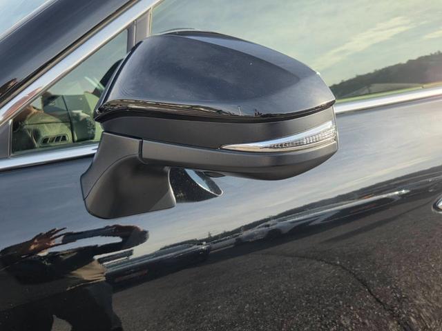 ハリアーハイブリッド Ｚ　レザーパッケージ　純正１２．３インチディスプレイオーディオ　フルセグＴＶ　パノラミックビューモニター　モデリスタエアロ　デジタルインナーミラー　ＪＢＬサウンド　セーフティーセンス　１９インチＡＷ　ＥＴＣ　エアシート（48枚目）