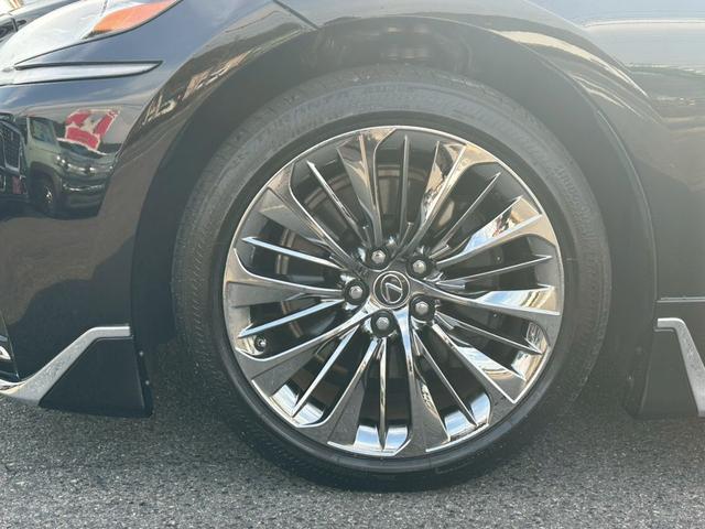 LS LS500h エグゼクティブ ※モデリスタエアロ・ムーンルーフ・デジタルインナーミラー・LEDヘッドライト・リアエンターテイメント・ビルトインETC・マークレビンソン・シートヒーター・ステアリングヒーター・レーダークルーズ(15枚目)