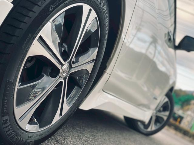 リーフ G 純正ニッサンコネクトナビ/プロパイロット/2トーンルーフ/純正17インチナビ/インテリジェントルームミラー(21枚目)