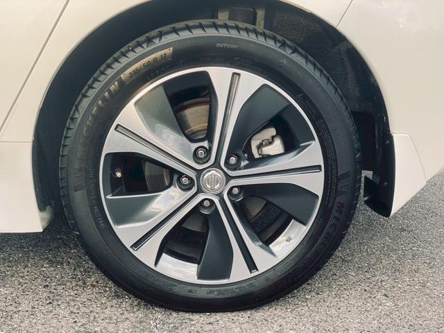 リーフ G 純正ニッサンコネクトナビ/プロパイロット/2トーンルーフ/純正17インチナビ/インテリジェントルームミラー(23枚目)