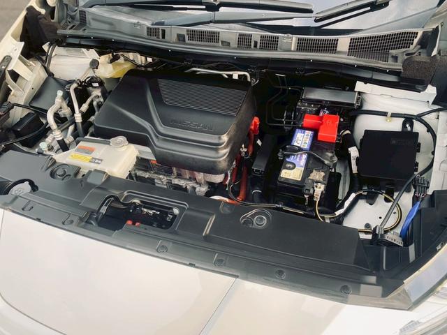 リーフ G 純正ニッサンコネクトナビ/プロパイロット/2トーンルーフ/純正17インチナビ/インテリジェントルームミラー(67枚目)