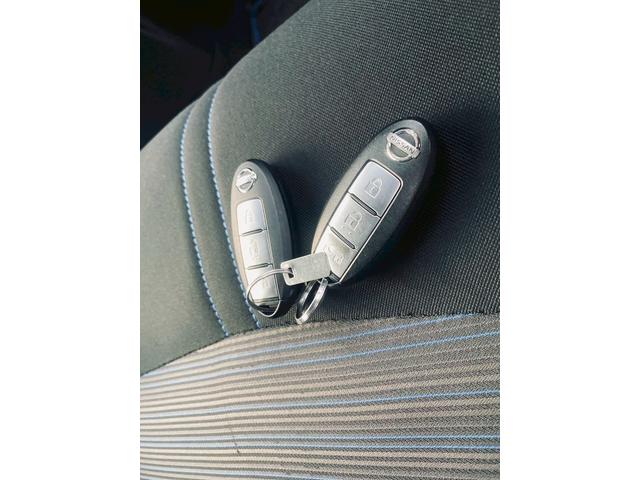 リーフ G 純正ニッサンコネクトナビ/プロパイロット/2トーンルーフ/純正17インチナビ/インテリジェントルームミラー(68枚目)