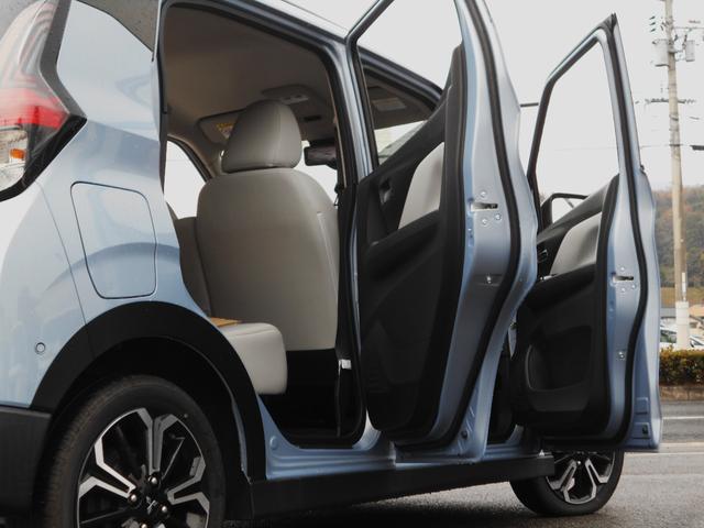 ｅＫクロス ＥＶ Ｐ　Ｐプレミアム　先進安全快適パッケージ　純正フルセグナビ　バックカメラ　全方位モニター　ハーフレザーシート　インナーミラー　プロパイロット　充電ケーブル付（9枚目）