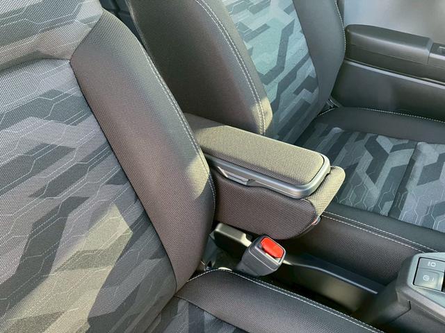 タフト Ｇ　クロムベンチャー　未使用車　スマートアシスト３　パノラミックビューモニター　コーナーセンサー　ステアリングスイッチ　クルーズコントロール　サイドエアバック　アイドリングストップ　純正アルミホイール　ガラスルーフ（40枚目）