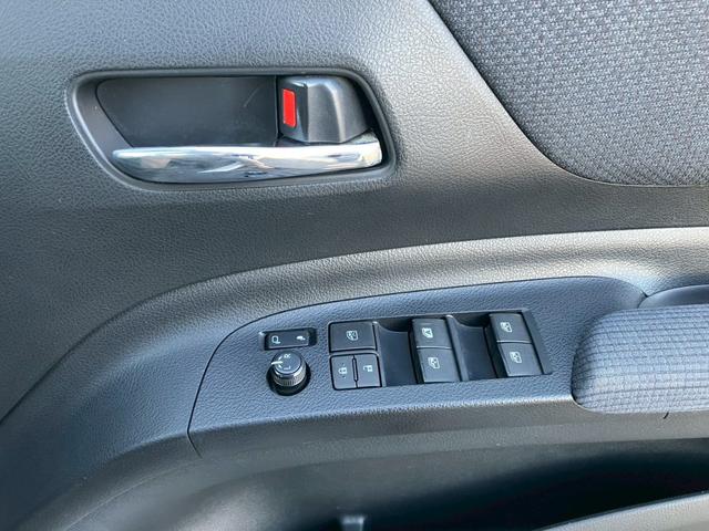 シエンタ Ｇ　純正ナビ　フルセグＴＶ　ＤＶＤ　Ｂｌｕｅｔｏｏｔｈ　バックカメラ　社外アルミホイール　両側パワースライドドア　ＥＴＣ　ステアリングスイッチ（31枚目）