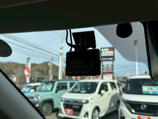 eKクロス T ※LEDヘッドライト・オートエアコン・オートライト・純正ナビ・アラウンドビューモニター・プライバシーガラス・ETC・ドライブレコーダー・ISOFIX・キーレスプッシュスタート・スマートキー・ABS(26枚目)