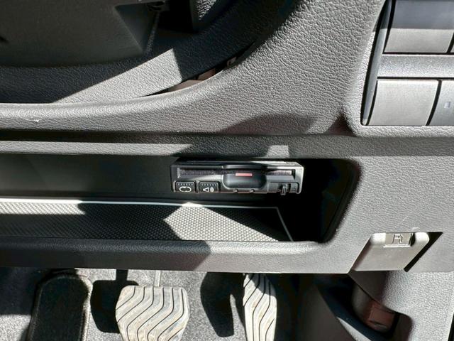 eKクロス T ※LEDヘッドライト・オートエアコン・オートライト・純正ナビ・アラウンドビューモニター・プライバシーガラス・ETC・ドライブレコーダー・ISOFIX・キーレスプッシュスタート・スマートキー・ABS(27枚目)