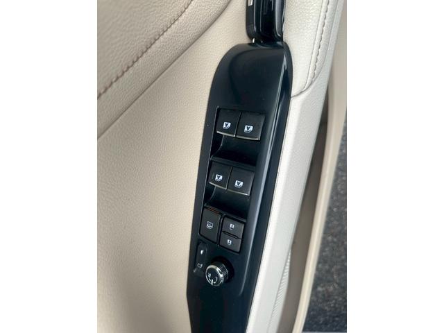 カムリ Ｇレザーパッケージ　純正メーカーナビ　ＬＥＤヘッドライト　フルセグＴＶ　テレビキャンセラー　バックモニター　ヘッドアップディスプレイ　ブラインドスポットモニター　前席パワーシート　シートヒーター　ベージュ革シート（22枚目）