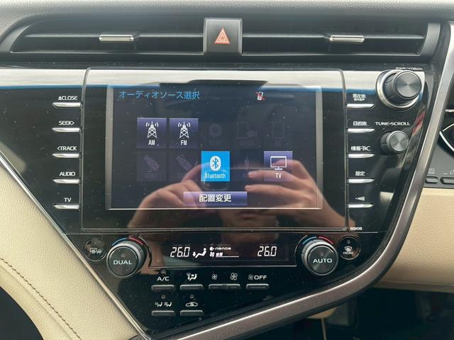 カムリ Ｇレザーパッケージ　純正メーカーナビ　ＬＥＤヘッドライト　フルセグＴＶ　テレビキャンセラー　バックモニター　ヘッドアップディスプレイ　ブラインドスポットモニター　前席パワーシート　シートヒーター　ベージュ革シート（29枚目）