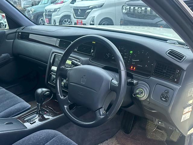 クラウン ロイヤルツーリング（5枚目）