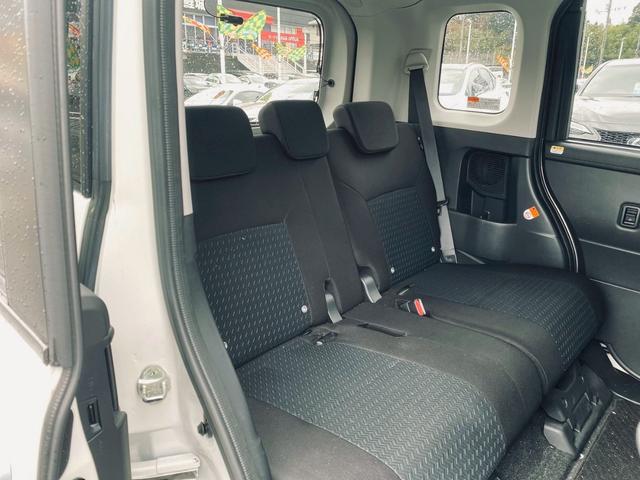 ルーミー カスタムＧ　純正９インチディスプレイオーディオ／パノラミックビューモニター／スマートアシスト／両側電動スライドドア／電子パーキングブレーキ／フルセグＴＶ／ワンオーナー／ＥＴＣ／スペアキー／ヘッドライトＬＥＤ（34枚目）