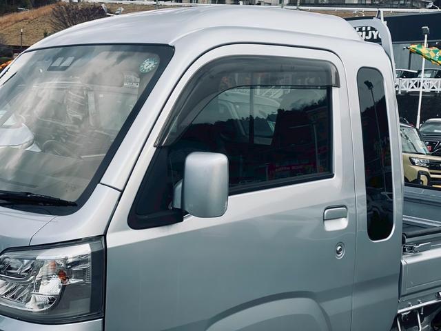 ハイゼットトラック ジャンボＳＡＩＩＩｔ　社外ディスプレイオーディオ／ＥＴＣ／ワンオーナー／ヘッドライトＬＥＤ／スマートアシスト／４ＷＤ／キーレスエントリー／レザー調シートカバー／５ＭＴ／マニュアルエアコン／パワーウィンドウ（11枚目）