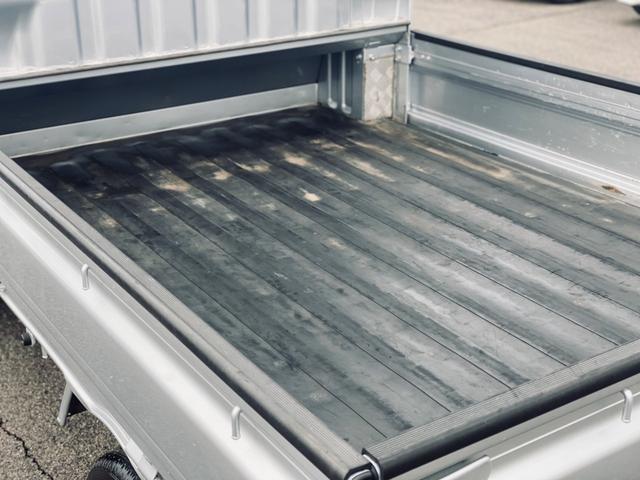 ハイゼットトラック ジャンボＳＡＩＩＩｔ　社外ディスプレイオーディオ／ＥＴＣ／ワンオーナー／ヘッドライトＬＥＤ／スマートアシスト／４ＷＤ／キーレスエントリー／レザー調シートカバー／５ＭＴ／マニュアルエアコン／パワーウィンドウ（15枚目）