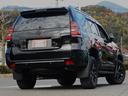 ランドクルーザープラド TX Lパッケージ マットブラックエディション 2800ディーゼル 3列7人乗り 電動黒革シート サンルーフ アルパインBIGナビ 後席モニターX2機 アルパインデジタルミラー(7枚目)