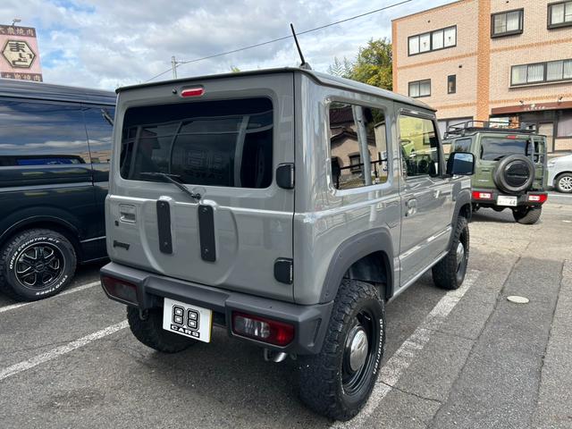 ジムニー XC 社外ナビ・フルセグTV(走行中OK)・Bカメラ・Bluetooth接続・DVD再生・LEDヘッドライト・LEDフォグ・社外16インチホイール・クルーズコントロール・シートヒーター・背面タイヤあり!!(5枚目)