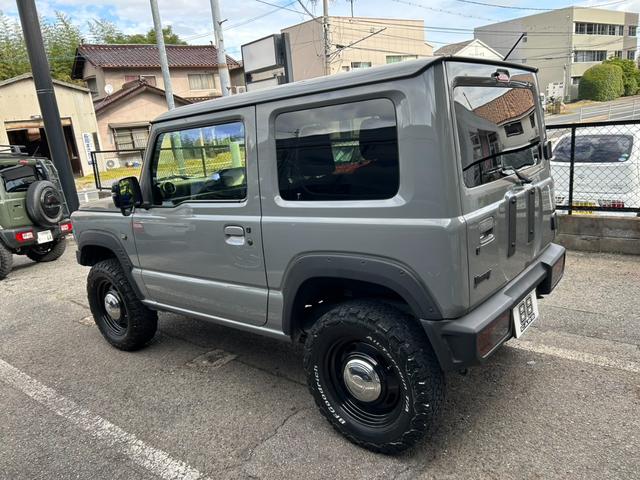 ジムニー XC 社外ナビ・フルセグTV(走行中OK)・Bカメラ・Bluetooth接続・DVD再生・LEDヘッドライト・LEDフォグ・社外16インチホイール・クルーズコントロール・シートヒーター・背面タイヤあり!!(7枚目)