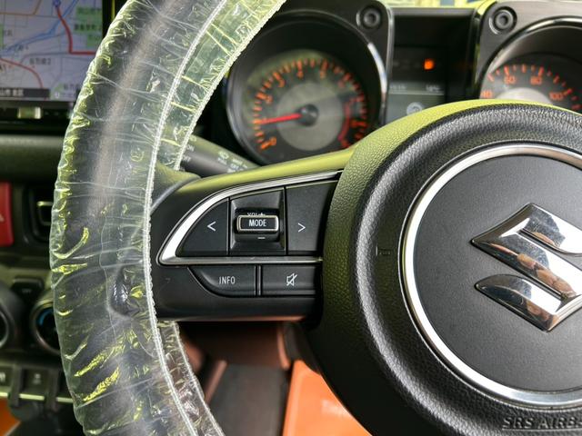 ジムニー XC 社外ナビ・フルセグTV(走行中OK)・Bカメラ・Bluetooth接続・DVD再生・LEDヘッドライト・LEDフォグ・社外16インチホイール・クルーズコントロール・シートヒーター・背面タイヤあり!!(25枚目)