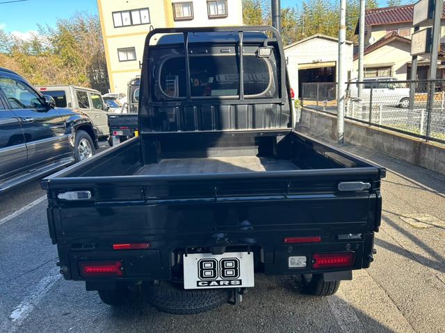 ハイゼットトラック ジャンボエクストラ　社外ナビ・バックカメラ・ＬＥＤヘッドライト・ＬＥＤフォグランプ・社外エアロ・社外１６インチホイール・社外テールランプ・メッキパーツ・ドレイブレコーダー・レーダー・ＥＴＣ・電格ミラー！！（9枚目）