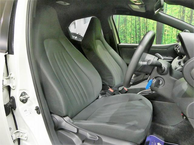 X 禁煙車 ディスプレイオーディオ トヨタセーフティセンス バックカメラ スマートキー 盗難防止システム アイドリングストップ 電動格納ミラー Bluetooth再生 ドアバイザー プライバシーガラス(13枚目)