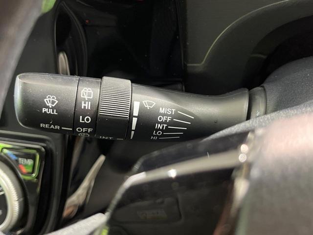 アクア Ｓスタイルブラック　衝突軽減装置　純正ナビ　バックカメラ　地デジ　ＣＤ再生　ＥＴＣ　Ｂｌｕｅｔｏｏｔｈ　スマートキー　プライバシーガラス　オートライト（37枚目）