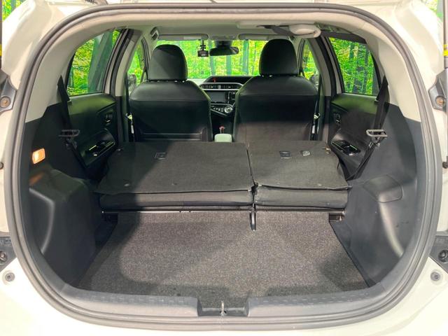 アクア G G’s バックカメラ 衝突被害軽減システム ハーフレザーシート ドラレコ LEDヘッド ビルトインETC オートライト オートエアコン 純正17インチアルミ Bluetooth CD DVD再生 フルセグ(12枚目)