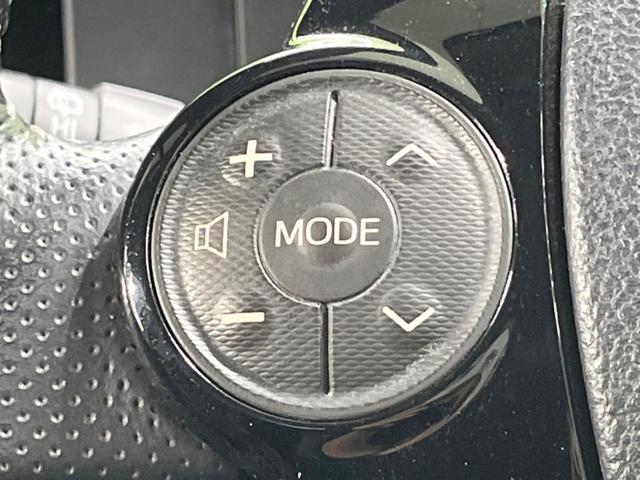 アクア G G’s バックカメラ 衝突被害軽減システム ハーフレザーシート ドラレコ LEDヘッド ビルトインETC オートライト オートエアコン 純正17インチアルミ Bluetooth CD DVD再生 フルセグ(31枚目)