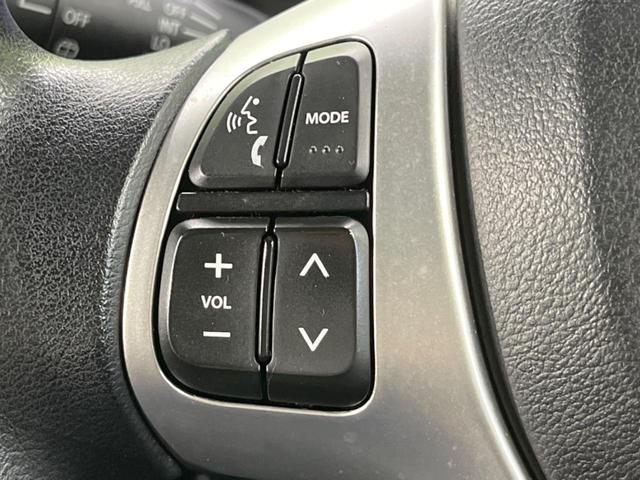 【ステアリングスイッチ】運転中、前方から目線をそらすことなく、オーディオ等の操作が可能な便利機能！安心＆快適なドライブを演出してくれます♪