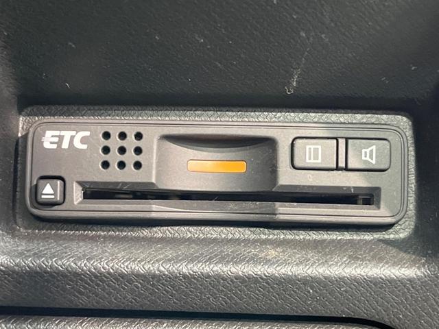 ステップワゴンスパーダ Ｚ　ナビ　両側電動ドア　バックカメラ　ＨＩＤヘッド　ビルトインＥＴＣ　クルコン　純正１６インチアルミ　オートライト　オートエアコン　Ｂｌｕｅｔｏｏｔｈ　ＣＤ　ＤＶＤ再生（5枚目）