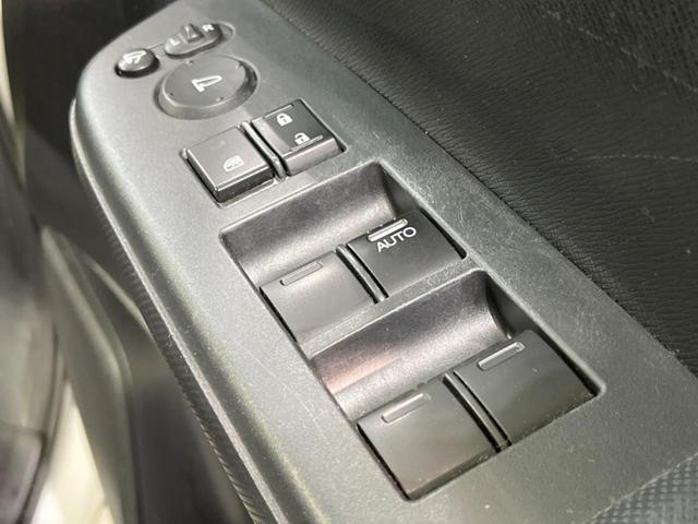 ステップワゴンスパーダ Ｚ　ナビ　両側電動ドア　バックカメラ　ＨＩＤヘッド　ビルトインＥＴＣ　クルコン　純正１６インチアルミ　オートライト　オートエアコン　Ｂｌｕｅｔｏｏｔｈ　ＣＤ　ＤＶＤ再生（29枚目）