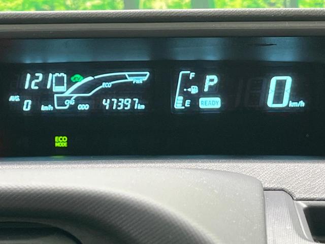 アクア Ｇブラックソフトレザーセレクション　バックカメラ　ハーフレザーシート　ＨＩＤヘッド　ＥＴＣ　純正１５インチアルミ　オートエアコン　ＣＤ　ＤＶＤ再生　地デジ（7枚目）