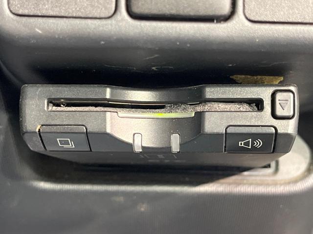 アクア S バックカメラ ドラレコ スマートキー HIDヘッド ETC オートライト オートエアコン Bluetooth CD(7枚目)