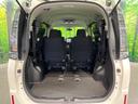 ハイブリッドV 後席モニター バックカメラ 衝突被害軽減システム スマートキー LEDヘッド ビルトインETC クルコン オートライト デュアルエアコン Bluetooth CD DVD再生 フルセグ LEDフォグ(11枚目)