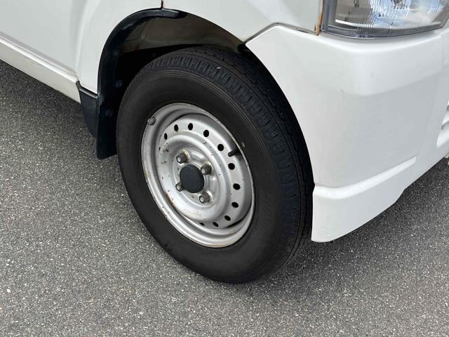 キャリイトラック  4WD 軽トラック MT エアコン パワーステアリング(20枚目)