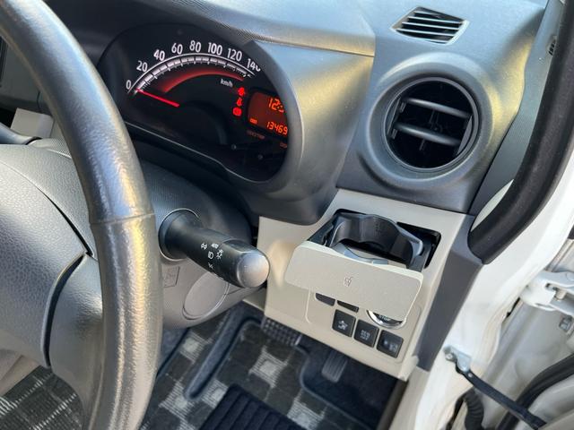 ステラ Ｌリミテッド　スマートアシスト　４ＷＤ　スマートキー　プッシュスタート　ナビ・ワンセグＴＶ　バックカメラ　ＥＴＣ　禁煙車　新品タイヤ装着　エコアイドル　社外１４インチＡＷ　盗難防止システム　衝突安全ボディ（32枚目）