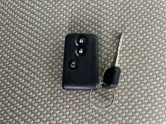 タント Ｘ　スマートキー　プッシュスタート　ナビ・フルセグＴＶ　左電動スライドドア　ＥＴＣ　禁煙車　新品バッテリー　エコアイドル　オートライト　ＵＶカットガラス　盗難防止システム　衝突安全ボディ（47枚目）