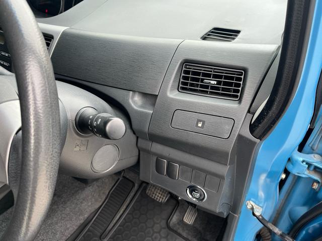 ステラ カスタムＲ　スマートキー　プッシュスタート　ＥＴＣ　ＨＩＤ　ＵＶカットガラス　盗難防止システム　衝突安全ボディ（31枚目）