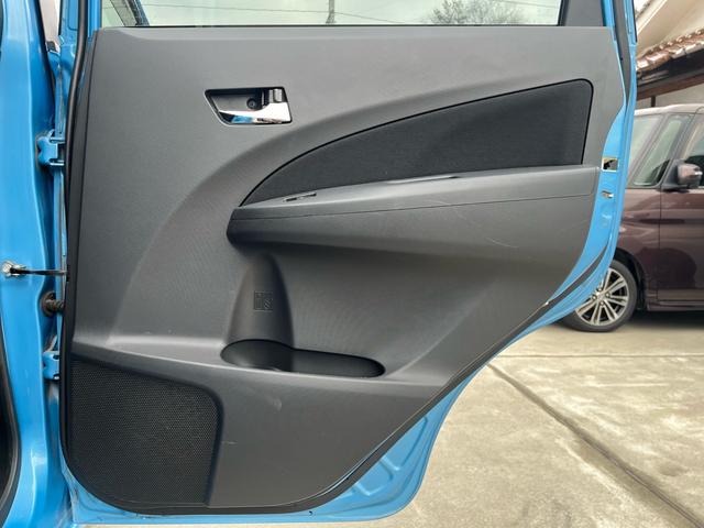 ステラ カスタムＲ　スマートキー　プッシュスタート　ＥＴＣ　ＨＩＤ　ＵＶカットガラス　盗難防止システム　衝突安全ボディ（43枚目）