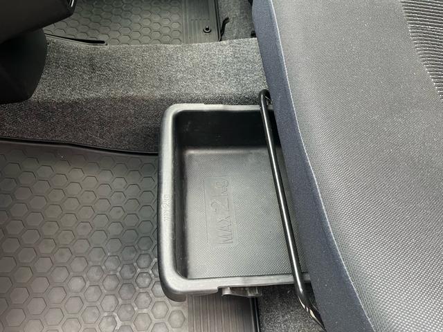 ステラ カスタムＲ　スマートキー　プッシュスタート　ＥＴＣ　ＨＩＤ　ＵＶカットガラス　盗難防止システム　衝突安全ボディ（45枚目）