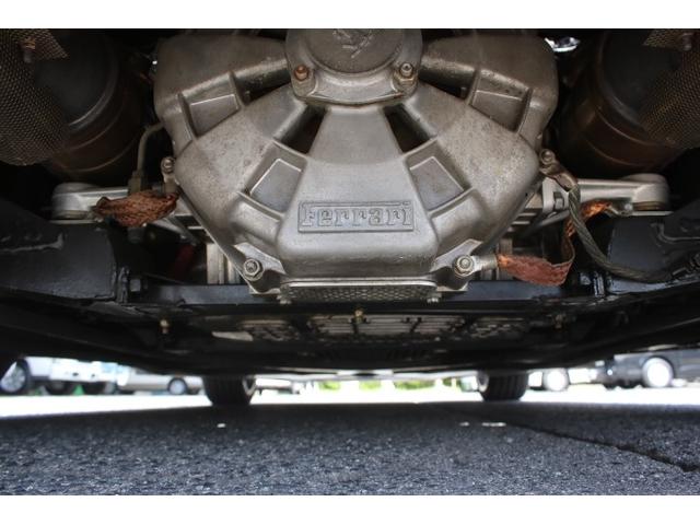 Ｆ３５５ ベルリネッタ　クラシケ認定車両　ディーラー車　ＸＲシャーシ　ロッソコルサ／ブラックレザーシート　純正１８インチアルミホイール（13枚目）