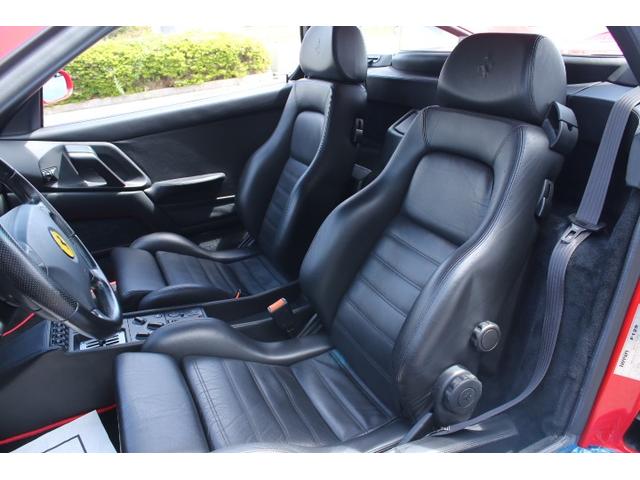 Ｆ３５５ ベルリネッタ　クラシケ認定車両　ディーラー車　ＸＲシャーシ　ロッソコルサ／ブラックレザーシート　純正１８インチアルミホイール（17枚目）